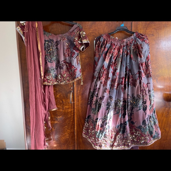 Other - Lehanga fits au size 14 to size 16